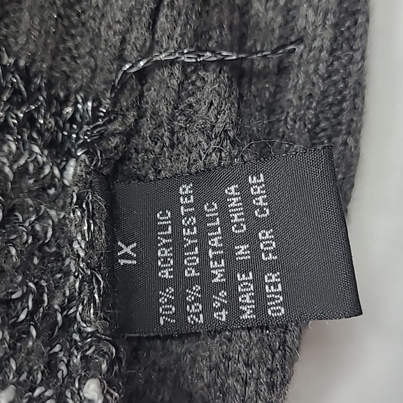 Agb Grey Metallic Striped Cowel Neck Short Sleeve Sweater - 1X - Picture 8 of 9